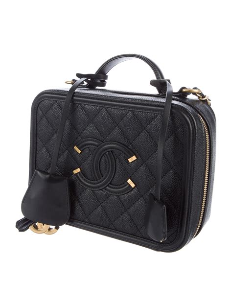 chanel cc filigree vanity case